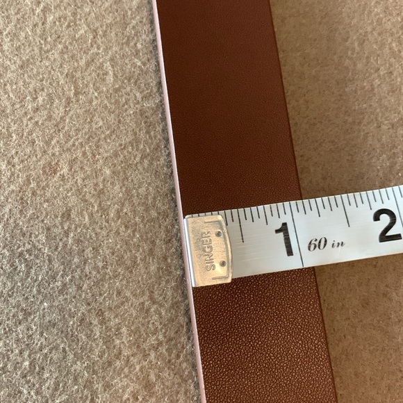 Nordstrom Leather Reversible Belt- Cognac / Navy - Size 38 - Picture 7 of 9